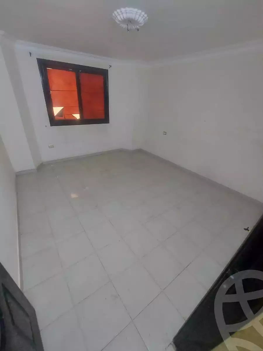 https://aqarmap.com.eg/en/listing/6000119-for-sale-cairo-helwan-helwan-el-sharkeya-mostafa-safwat-st