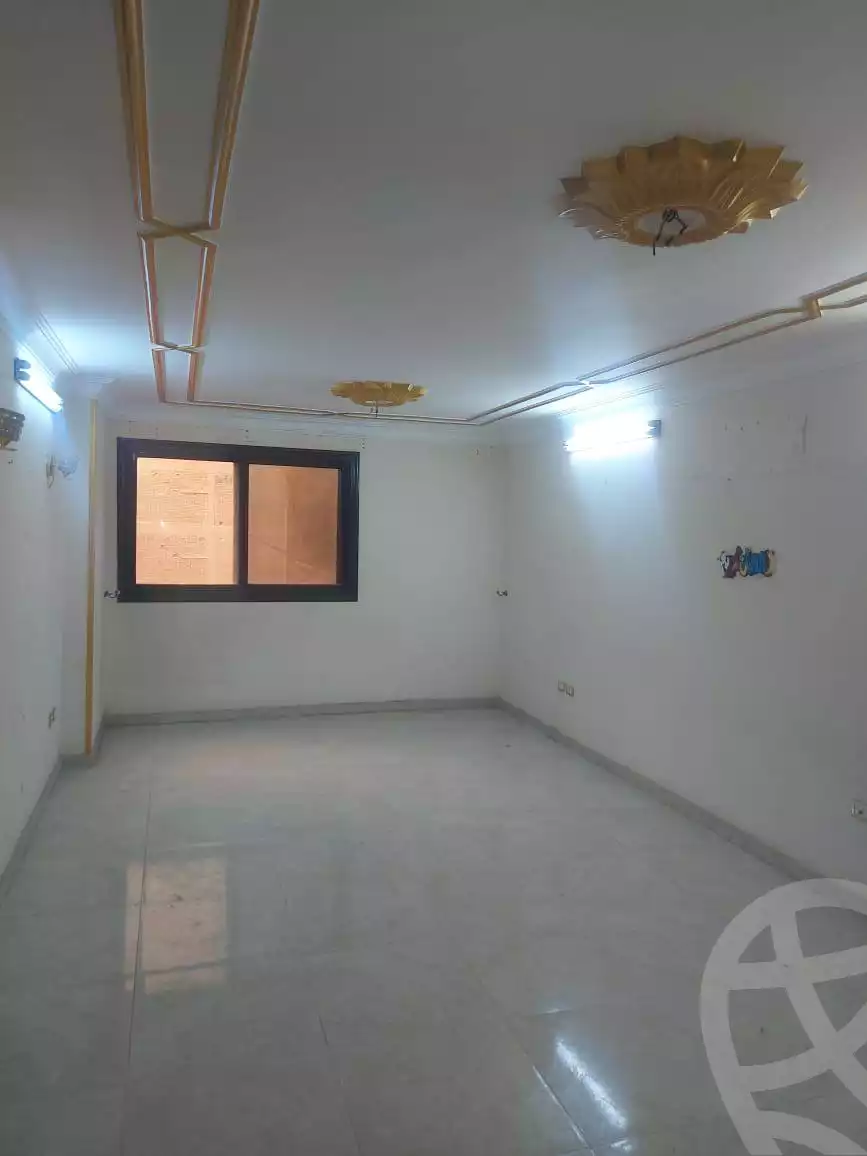 https://aqarmap.com.eg/en/listing/6000119-for-sale-cairo-helwan-helwan-el-sharkeya-mostafa-safwat-st