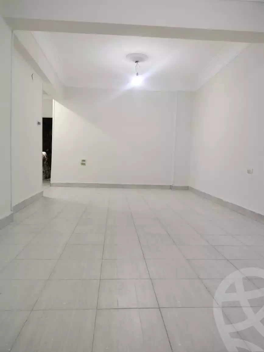https://aqarmap.com.eg/ar/listing/6000649-for-sale-cairo-helwan-mnshy-yn-hlwn-rael-st