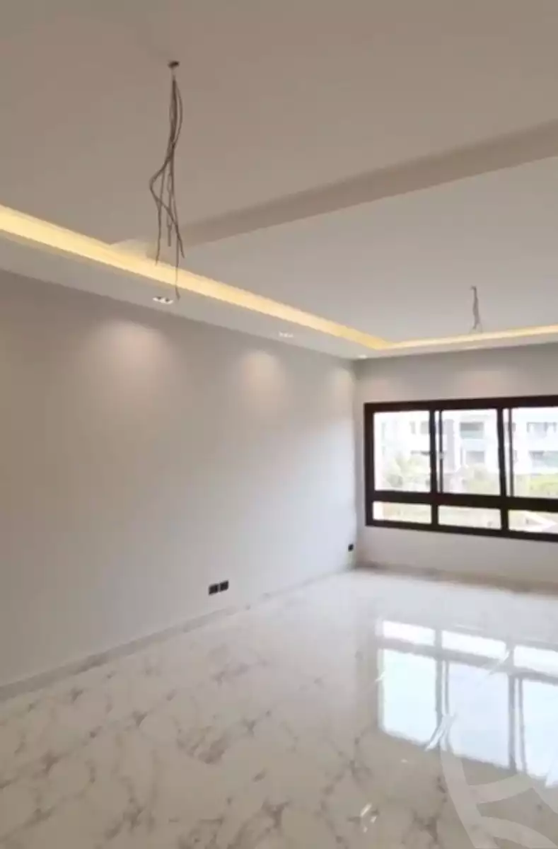 https://aqarmap.com.eg/ar/listing/6001110-for-rent-cairo-el-sheikh-zayed-city-compounds-kmbwnd-wn-16-swdyk