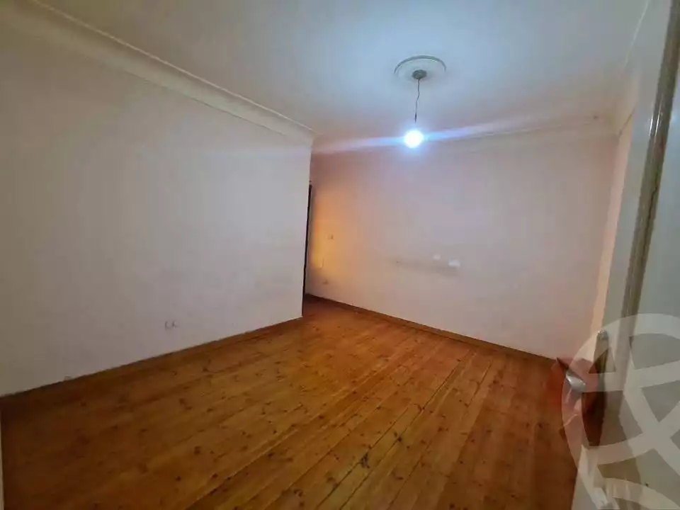 https://aqarmap.com.eg/en/listing/6001150-for-rent-alexandria-glim