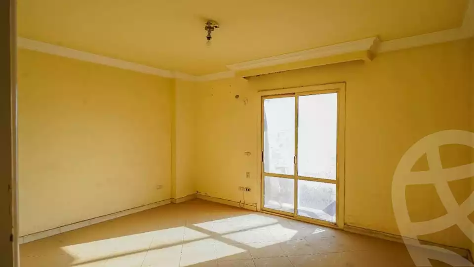 https://aqarmap.com.eg/en/listing/6002681-for-sale-cairo-mokattam-lhdb-l-ly-el-naforah-square