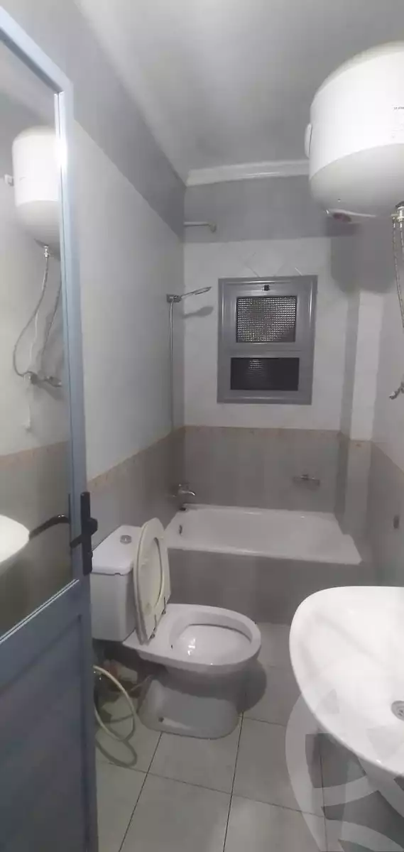 https://aqarmap.com.eg/en/listing/6003145-for-rent-cairo-manial-kwrnysh-lmnyl