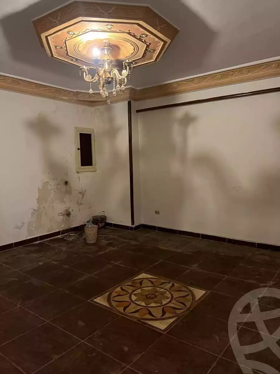 https://aqarmap.com.eg/ar/listing/6004712-for-sale-alexandria-l-jmy-lbytsh-el-saleheen-mosque-st