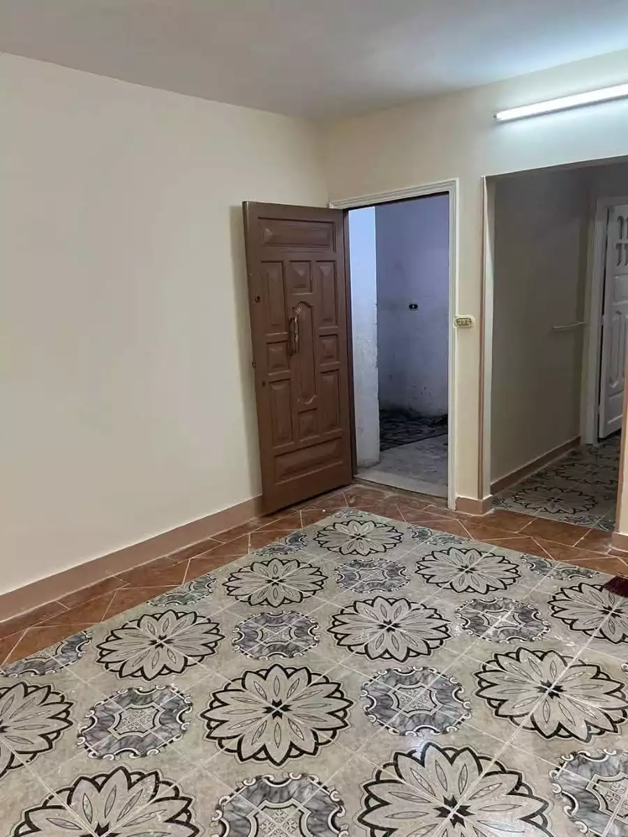 https://aqarmap.com.eg/ar/listing/6005386-for-sale-alexandria-l-jmy-lbytsh-el-saleheen-mosque-st