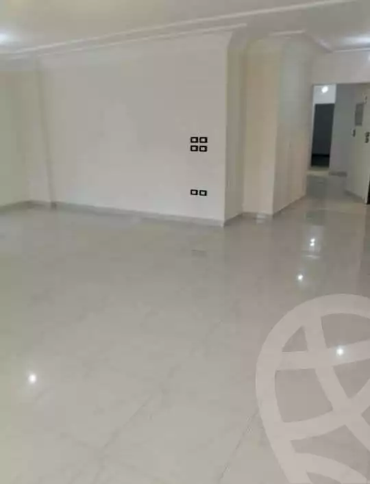 https://aqarmap.com.eg/en/listing/6005643-for-rent-cairo-mokattam-lhdb-l-ly