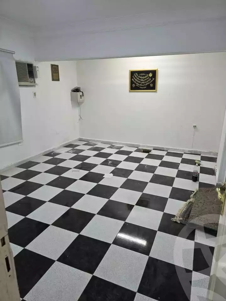 https://aqarmap.com.eg/en/listing/6006715-for-rent-cairo-mokattam-lhdb-l-ly-street-83