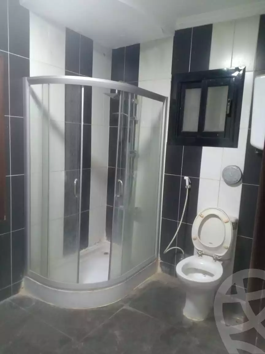 https://aqarmap.com.eg/en/listing/6006731-for-sale-cairo-mokattam-lhdb-l-ly-shareaa-9