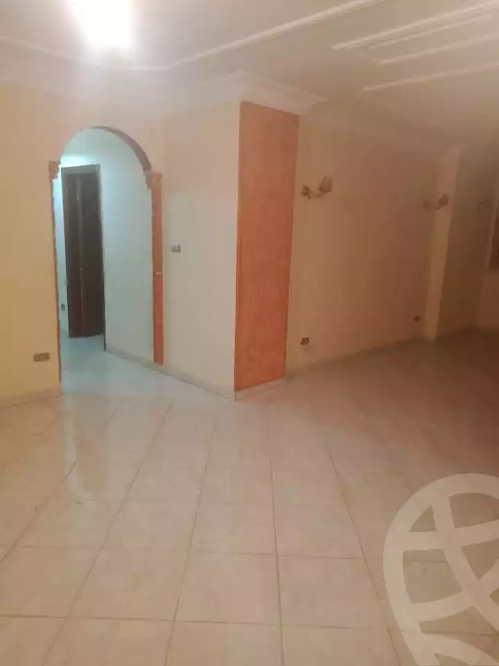 https://aqarmap.com.eg/en/listing/6007469-for-rent-cairo-mokattam-lhdb-l-ly-shareaa-9