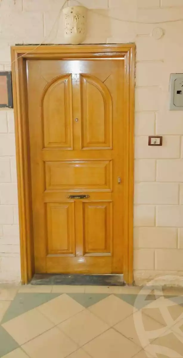 https://aqarmap.com.eg/en/listing/6007489-for-rent-cairo-helwan-helwan-el-sharkeya-heidar-st
