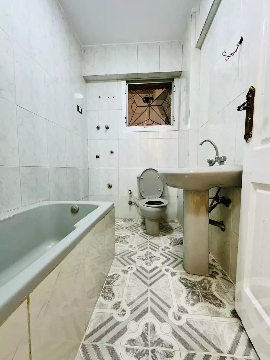 https://aqarmap.com.eg/ar/listing/6007561-for-sale-alexandria-l-jmy-shataa-el-nakheel