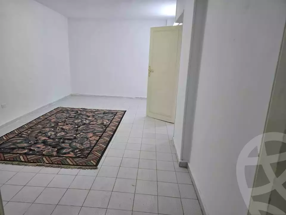 https://aqarmap.com.eg/en/listing/6007844-for-rent-cairo-mokattam-lhdb-l-ly