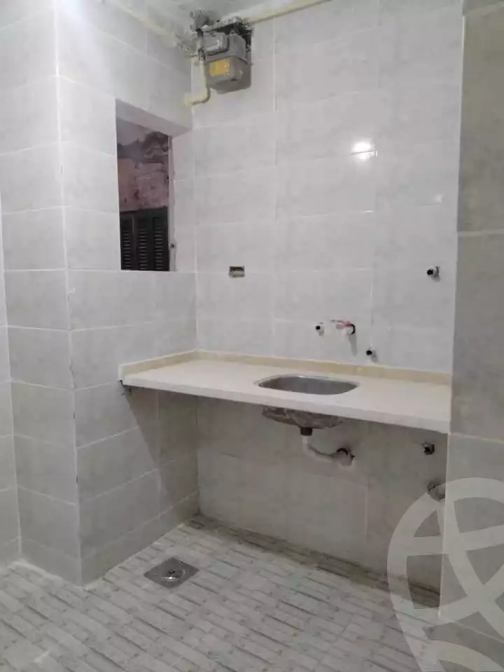 https://aqarmap.com.eg/ar/listing/6008322-for-sale-alexandria-bakoos-emtedad-othman-moharem