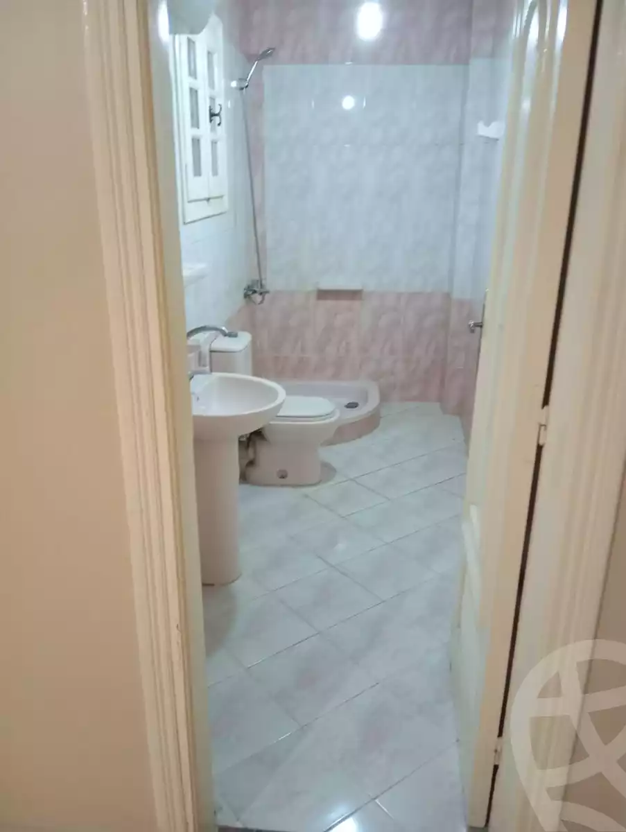 https://aqarmap.com.eg/ar/listing/6008481-for-rent-gharbia-tanta-tanta-city-el-kornish-rd