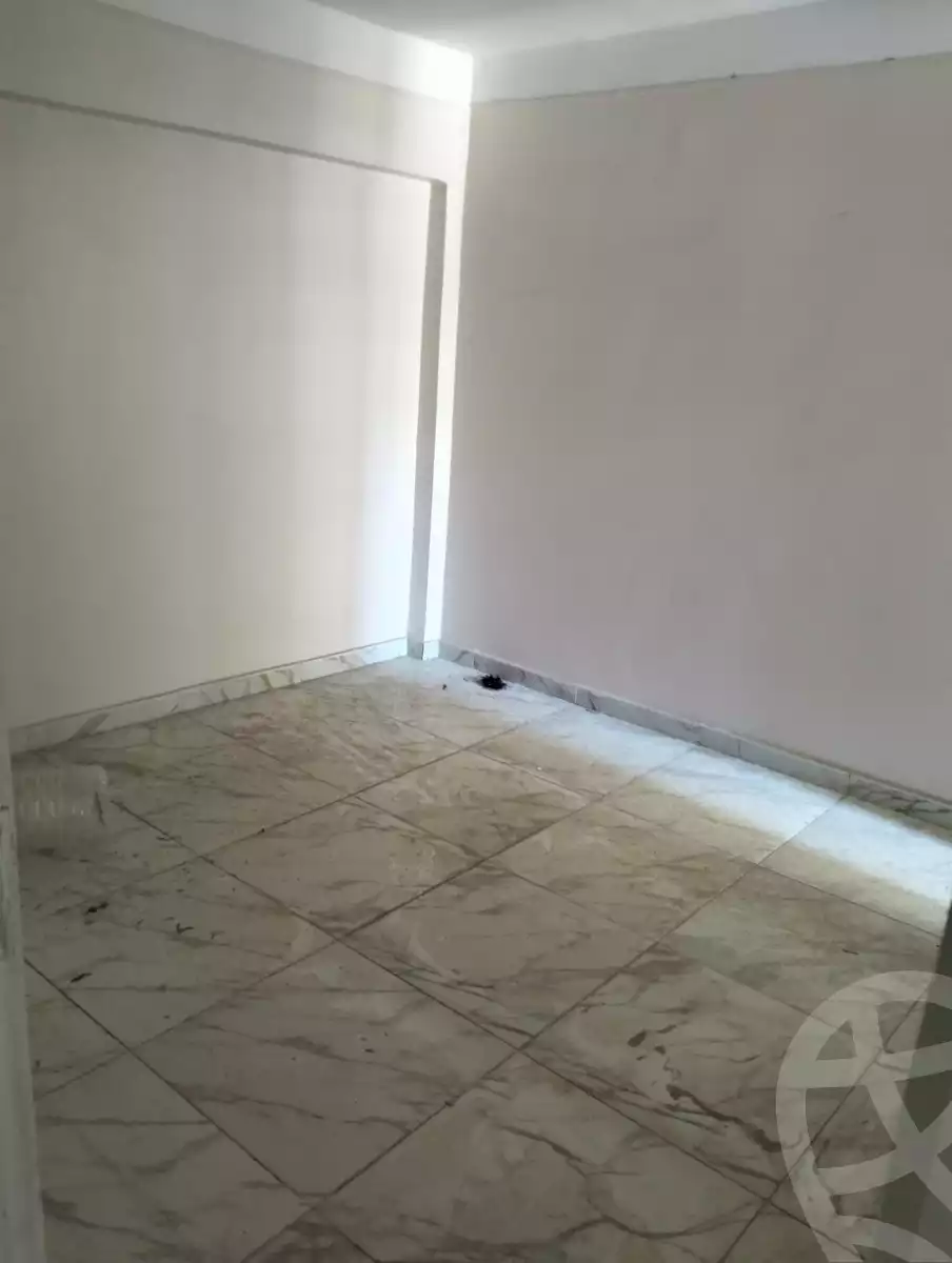 https://aqarmap.com.eg/ar/listing/6008304-for-sale-alexandria-sydy-bshr-sydy-bshr-qbly-street-30