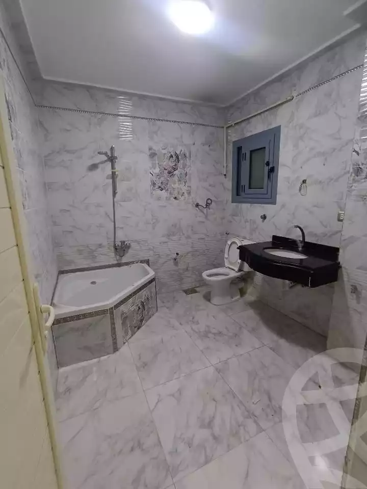 https://aqarmap.com.eg/en/listing/6008658-for-rent-alexandria-l-jmy-lbytsh-shahr-al-assal-st
