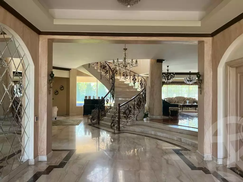 https://aqarmap.com.eg/en/listing/6008631-for-sale-cairo-al-oubour-l-bwr-ljdyd-icon-mall- al-ashraaf
