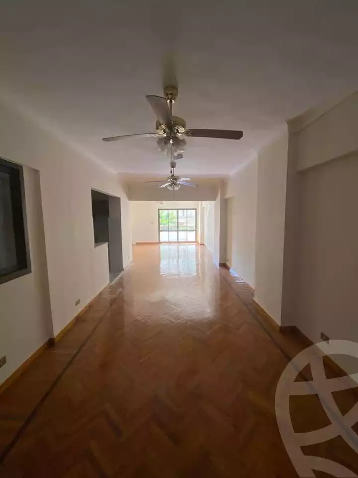 https://aqarmap.com.eg/ar/listing/6010910-for-sale-alexandria-zezenia-el-amir-gameel-st
