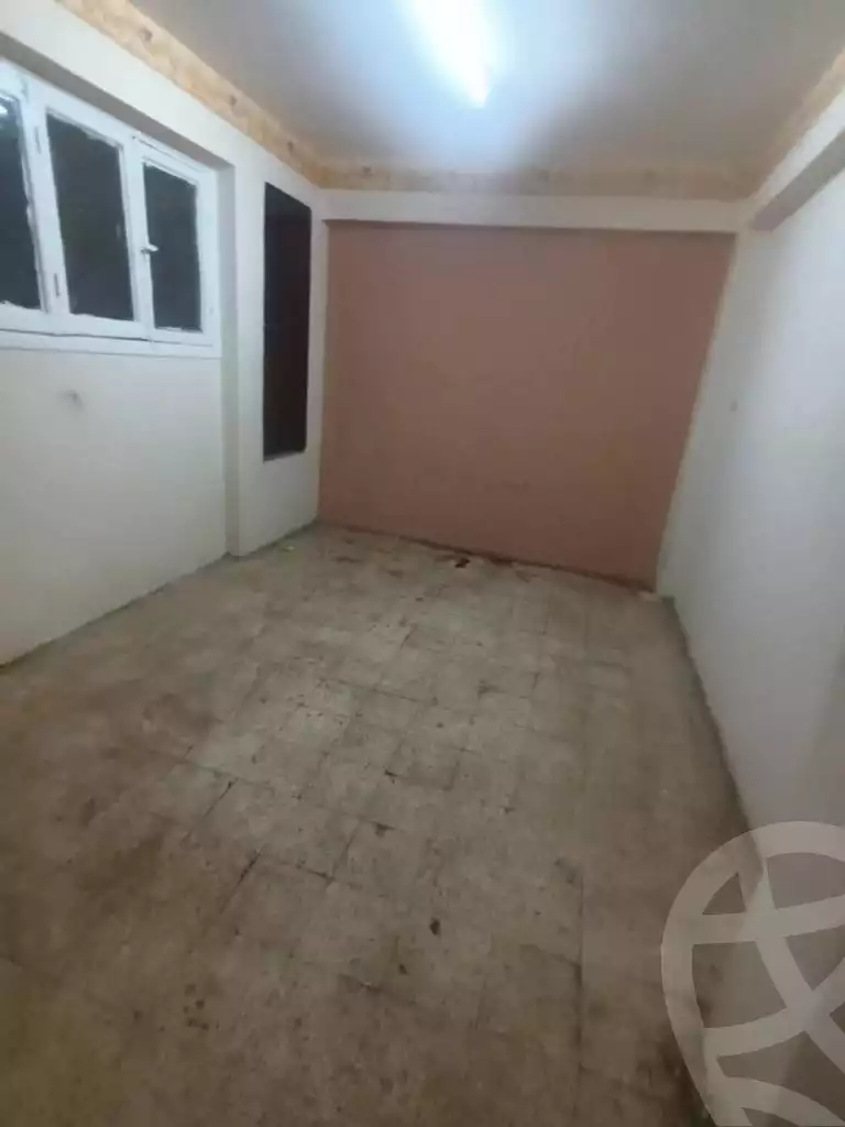 https://aqarmap.com.eg/en/listing/6011315-for-sale-qalyubia-shubra-el-khaima-shubra-el-khaima-city-teraat-el-shabouri-st