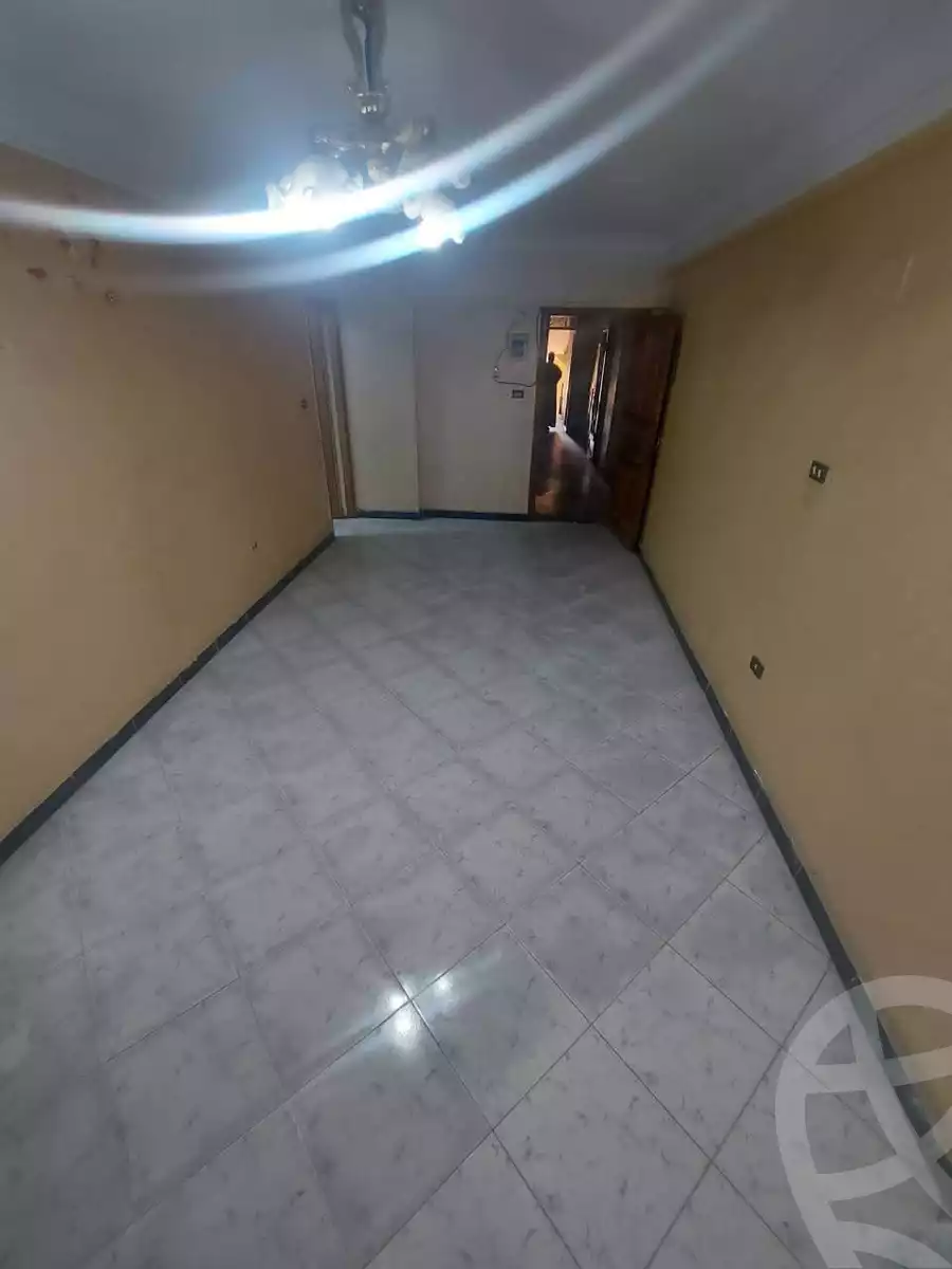 https://aqarmap.com.eg/en/listing/6011773-for-rent-cairo-helwan-helwan-el-sharkeya-heidar-st