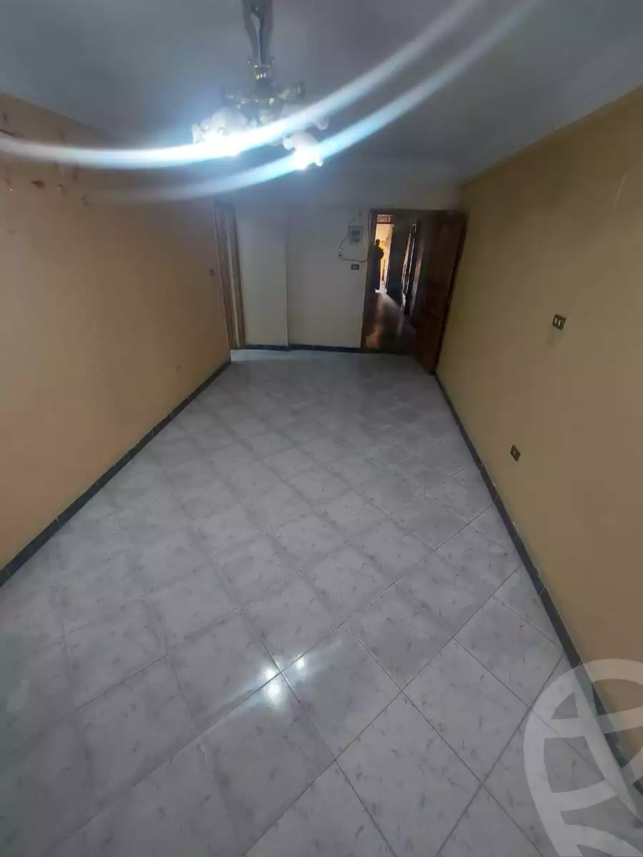 https://aqarmap.com.eg/en/listing/6012661-for-rent-cairo-helwan-helwan-el-sharkeya-heidar-st