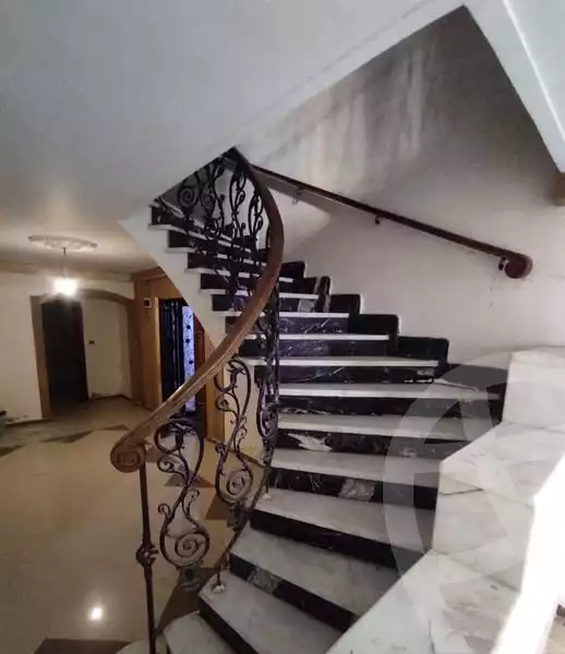 https://aqarmap.com.eg/ar/listing/6012291-for-sale-alexandria-l-jmy-lbytsh-mohamed-el-fardi-st