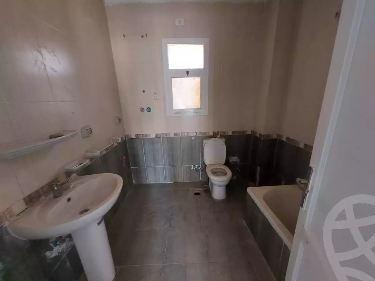 https://aqarmap.com.eg/en/listing/6013139-for-sale-cairo-new-cairo-madinaty-third-zone-buildings-talaat-moustafa-road