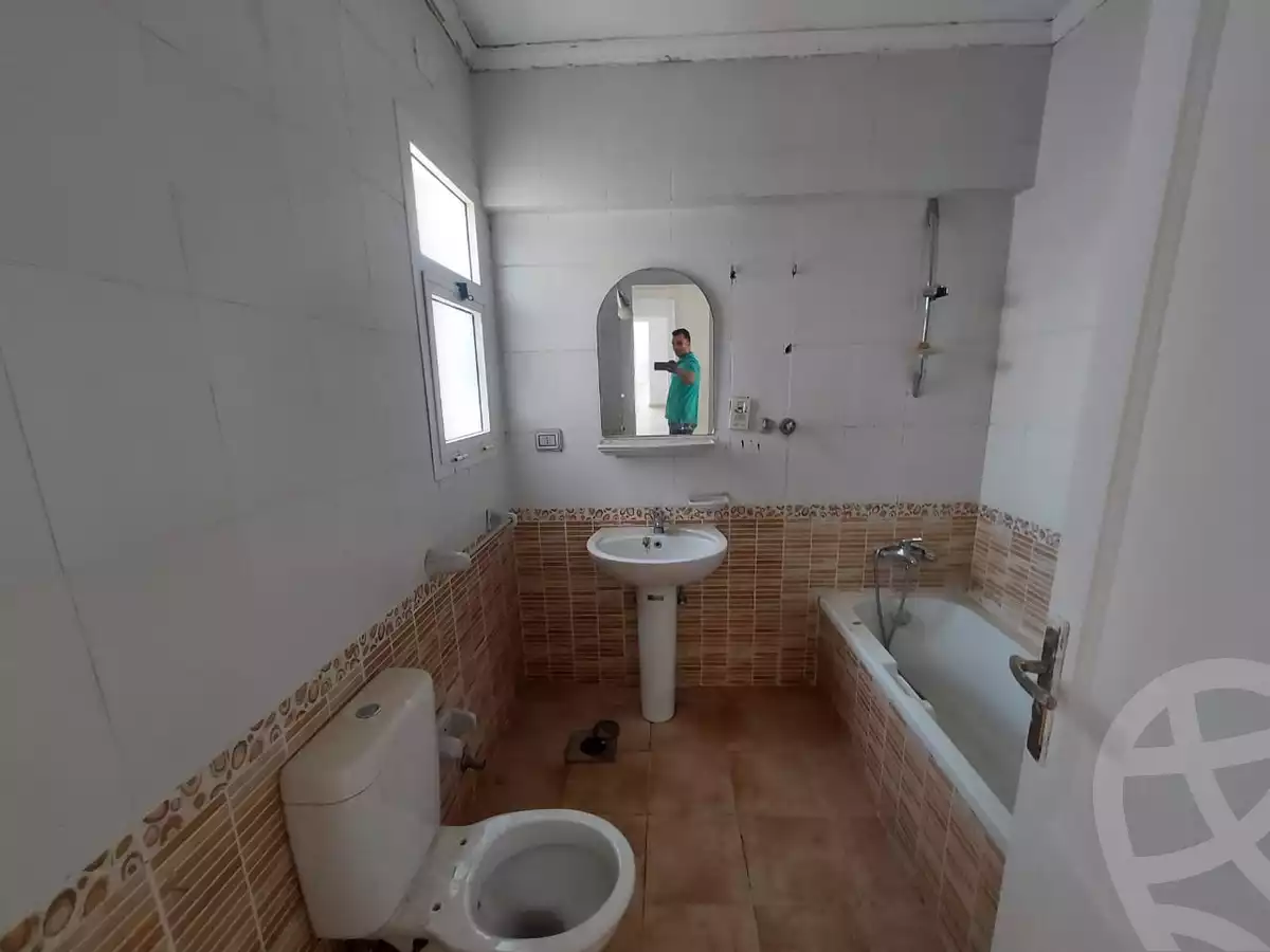 https://aqarmap.com.eg/en/listing/6013139-for-sale-cairo-new-cairo-madinaty-third-zone-buildings-talaat-moustafa-road