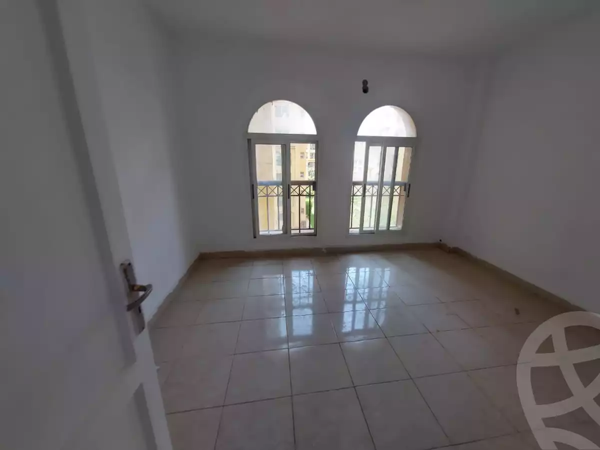 https://aqarmap.com.eg/en/listing/6013139-for-sale-cairo-new-cairo-madinaty-third-zone-buildings-talaat-moustafa-road