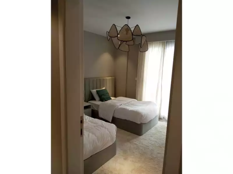 https://aqarmap.com.eg/en/listing/6015512-for-sale-cairo-el-sheikh-zayed-city-compounds-kmbwnd-fyldj-wyst-dr-llttwyr