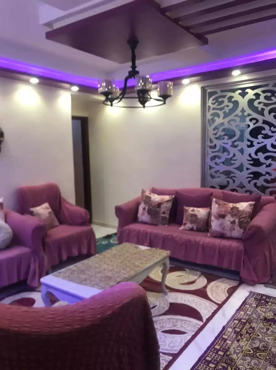 https://aqarmap.com.eg/ar/listing/6017796-for-sale-cairo-mokattam-el-hadabah-el-wosta-el-mantaqa-el-rabaa-al-gamea-al-haditha-st