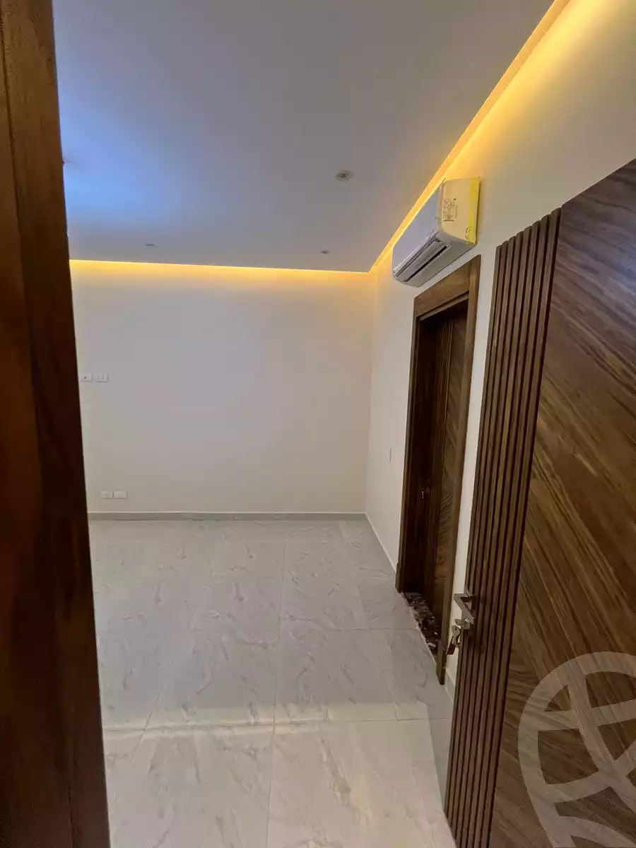 https://aqarmap.com.eg/en/listing/6017861-for-rent-cairo-6th-of-october-compounds-october-plaza