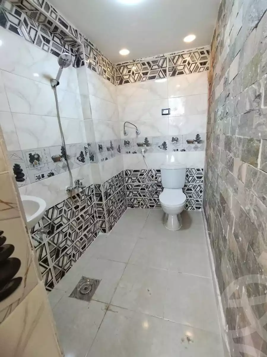 https://aqarmap.com.eg/ar/listing/6018504-for-sale-alexandria-l-jmy-el-hanouvel-kasr-al-quiri-st-1