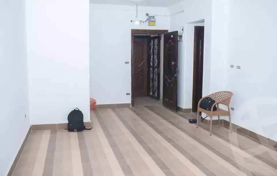https://aqarmap.com.eg/ar/listing/6019668-for-rent-alexandria-ganaklis