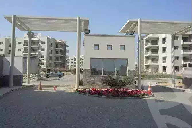 https://aqarmap.com.eg/en/listing/6020462-for-rent-cairo-el-sheikh-zayed-city-compounds-dh-drys