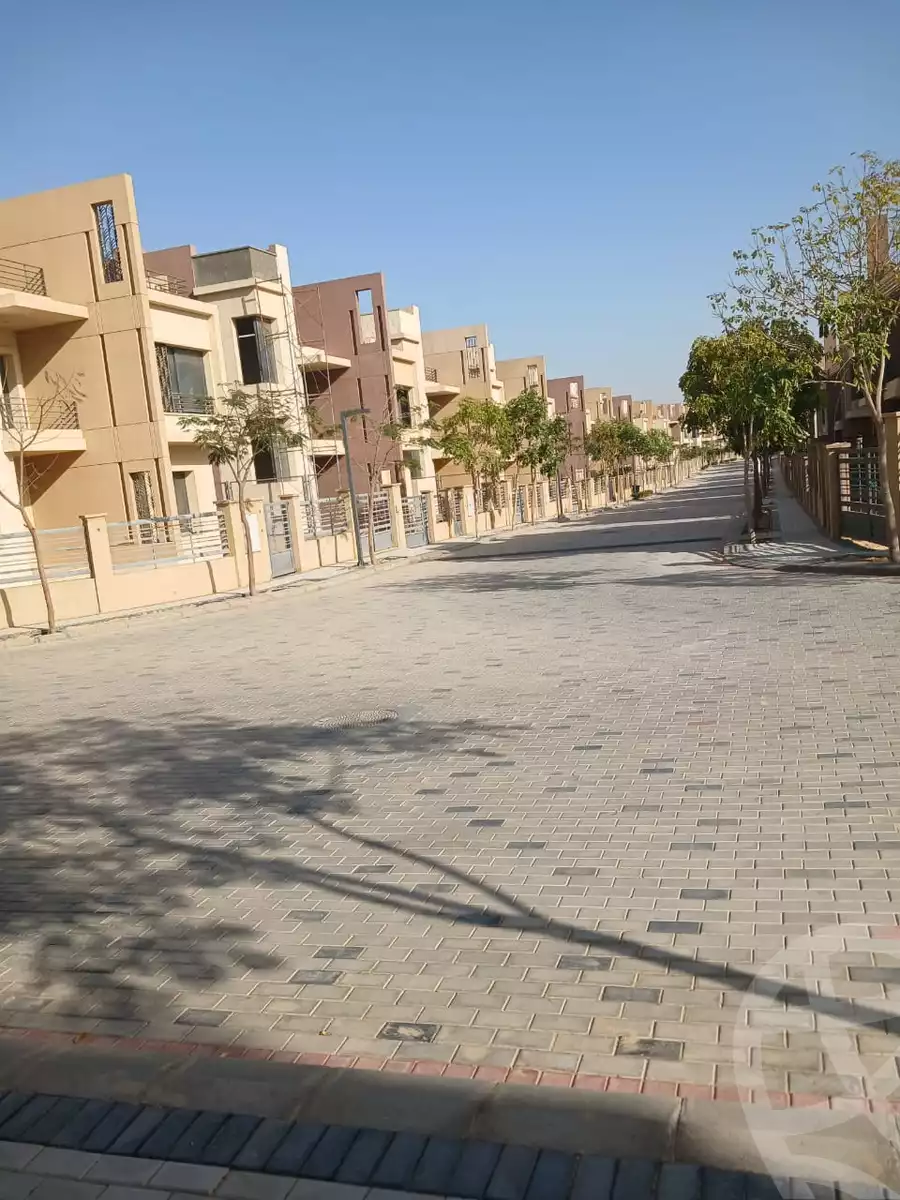 https://aqarmap.com.eg/en/listing/6020936-for-sale-cairo-el-sheikh-zayed-city-compounds-alma