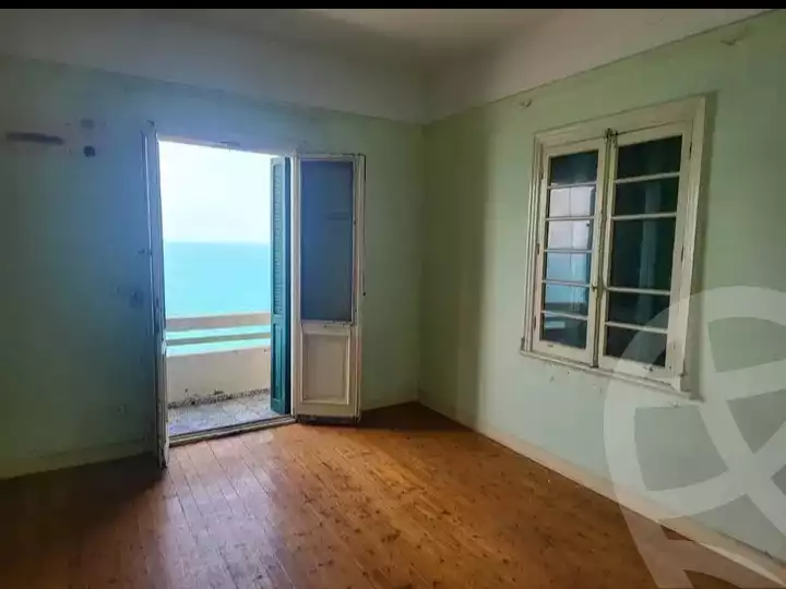 https://aqarmap.com.eg/ar/listing/6021176-for-sale-alexandria-camp-cesar-el-gaish-rd