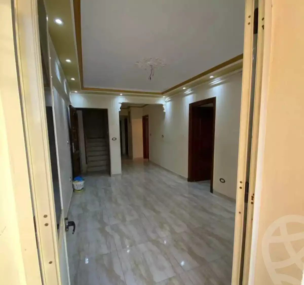 https://aqarmap.com.eg/en/listing/6021557-for-sale-alexandria-mht-lrml-al-namoss-square