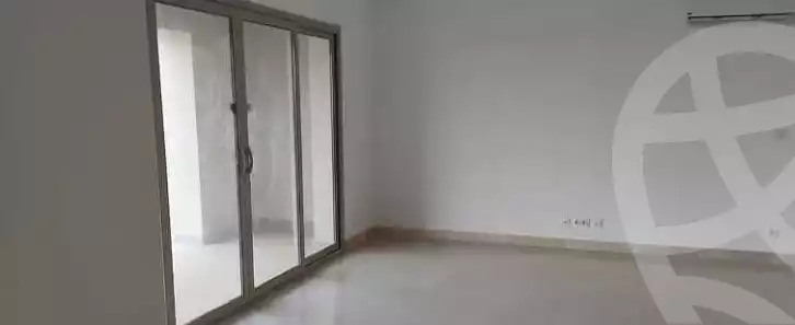 https://aqarmap.com.eg/ar/listing/6021840-for-rent-cairo-mokattam-compounds-uptown-cairo