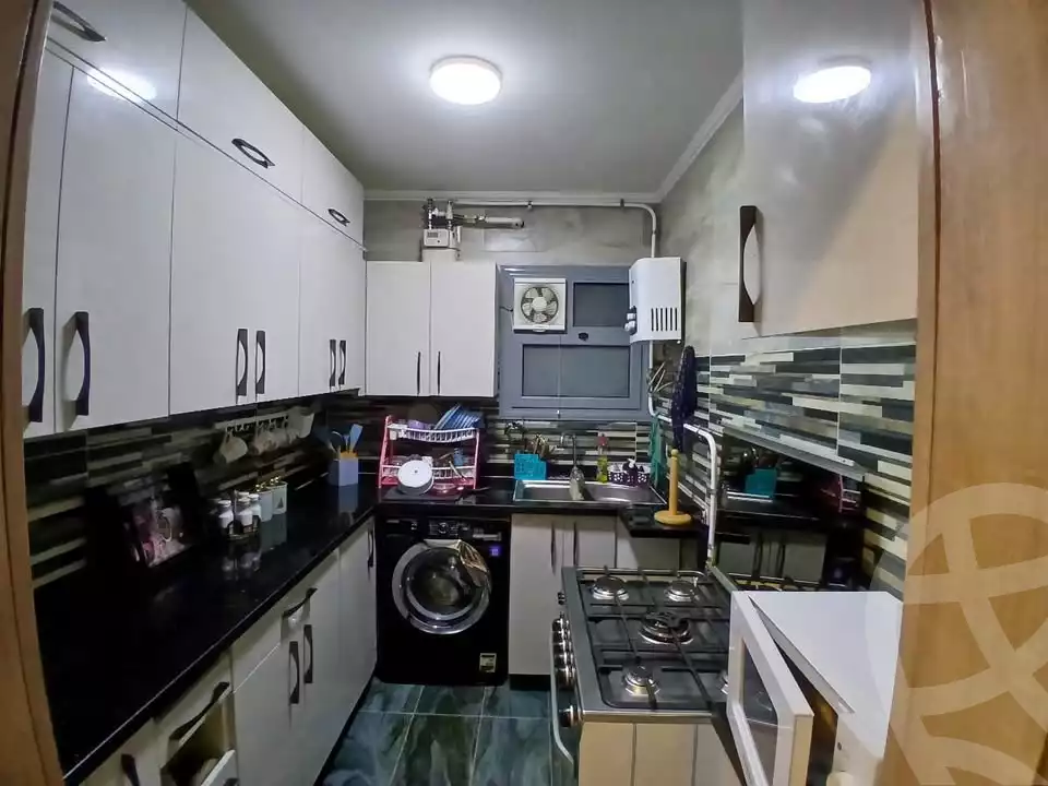 https://aqarmap.com.eg/en/listing/6022008-for-sale-cairo-mokattam-compounds-kmbwnd-jwldn-jyts