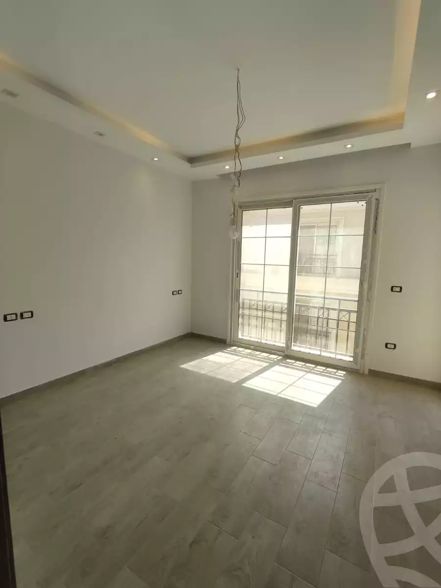 https://aqarmap.com.eg/en/listing/6022225-for-sale-cairo-new-cairo-compounds-cairo-new-cairo-compounds-regents-park