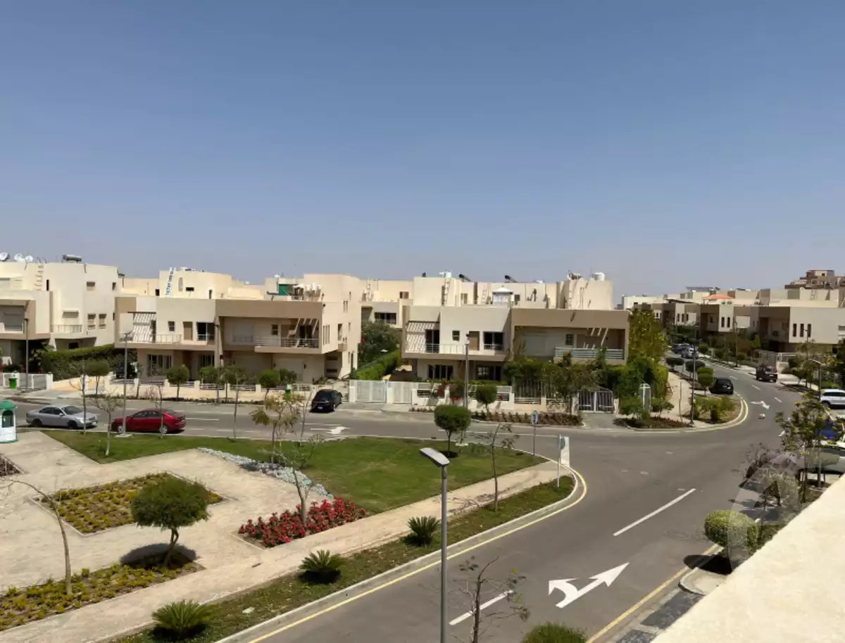 https://aqarmap.com.eg/en/listing/6023949-for-sale-cairo-6th-of-october-compounds-grand-heights