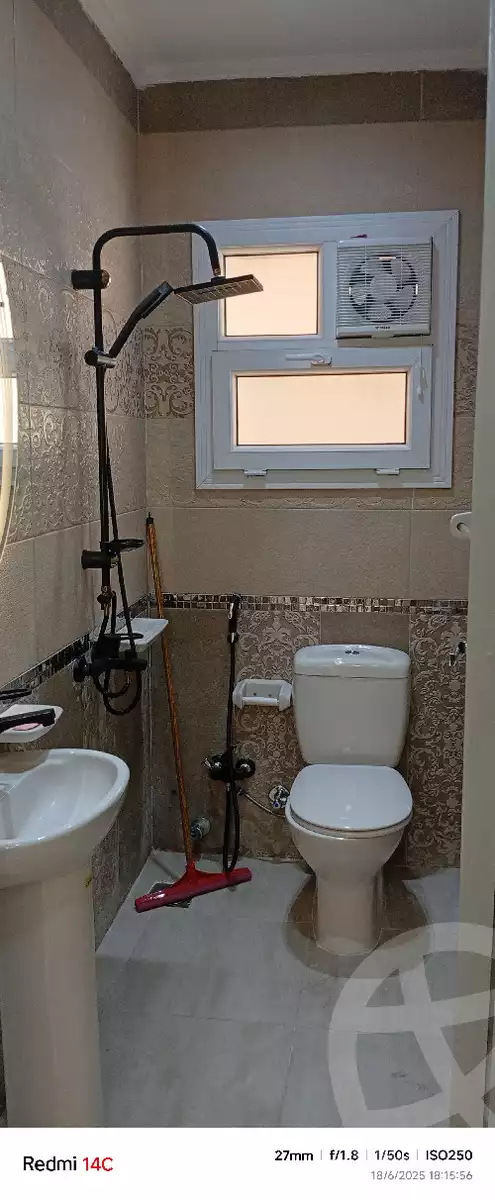 https://aqarmap.com.eg/en/listing/6024371-for-sale-cairo-el-shorouk-lmntq-lthny-neighbourhood-2