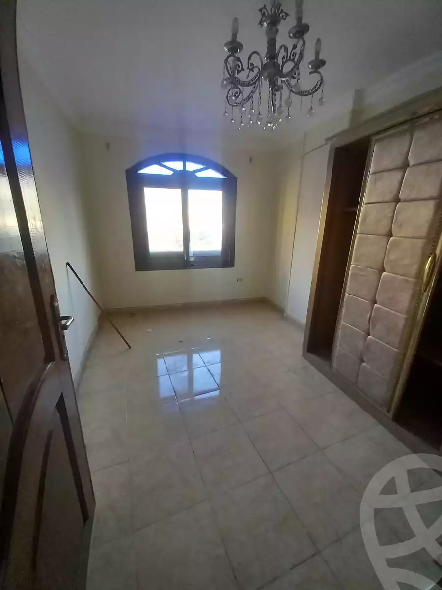 https://aqarmap.com.eg/ar/listing/6025910-for-rent-alexandria-l-jmy-lbytsh-bianchiii