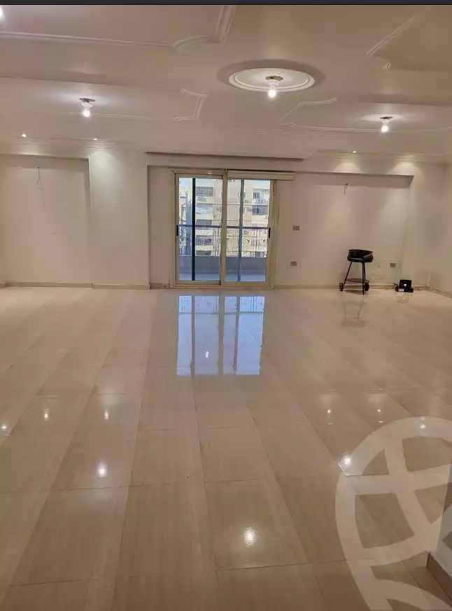 https://aqarmap.com.eg/ar/listing/6027747-for-sale-cairo-mokattam-lhdb-l-ly-shareaa-9