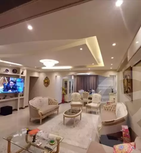 https://aqarmap.com.eg/en/listing/6028945-for-sale-cairo-mokattam-lhdb-l-ly-el-naforah-square
