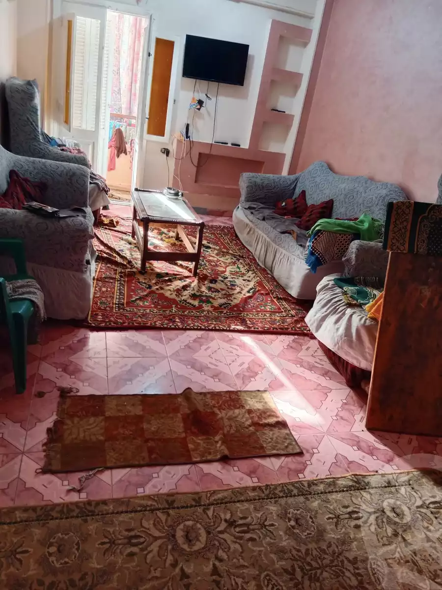 https://aqarmap.com.eg/en/listing/6030872-for-sale-qalyubia-shubra-el-khaima-shubra-el-khaima-city-teraat-el-shabouri-st