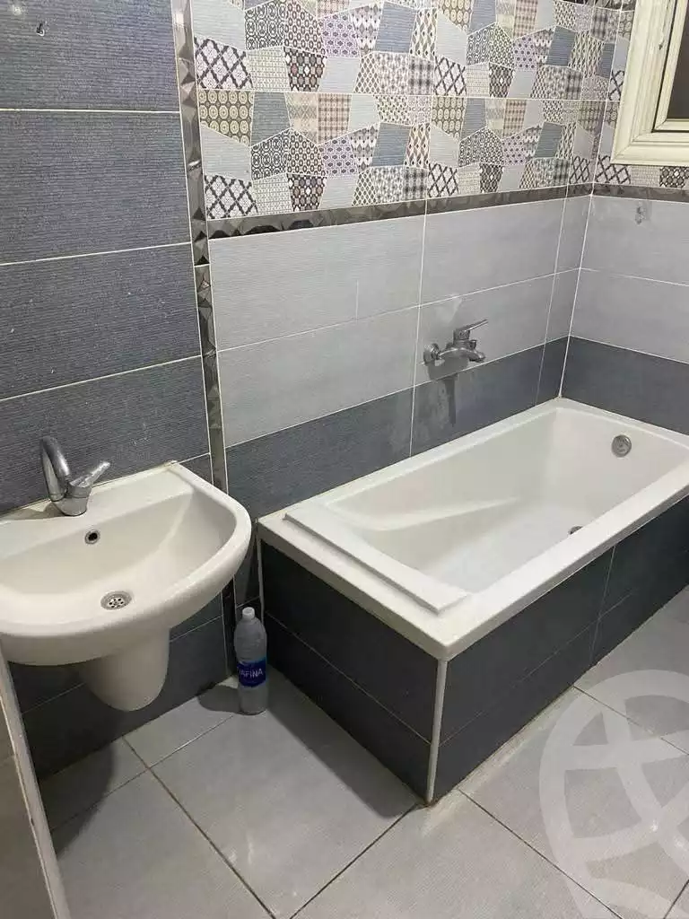 https://aqarmap.com.eg/en/listing/6032136-for-sale-cairo-ain-shams-el-naam-saeab-saleh-st