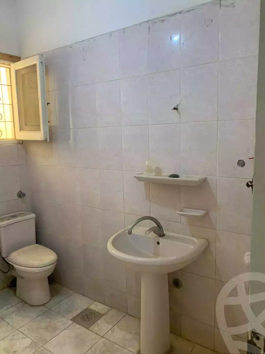 https://aqarmap.com.eg/en/listing/6032369-for-sale-alexandria-l-jmy-lbytsh-el-hay-st