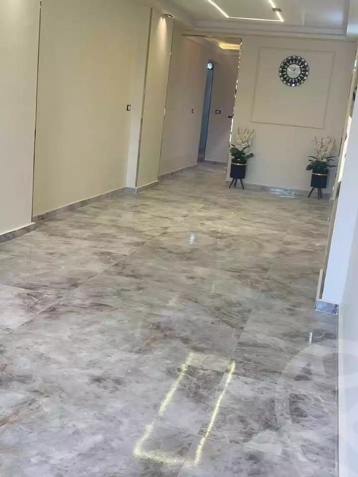 https://aqarmap.com.eg/en/listing/6032554-for-sale-cairo-ain-shams-ahmed-esmat-st